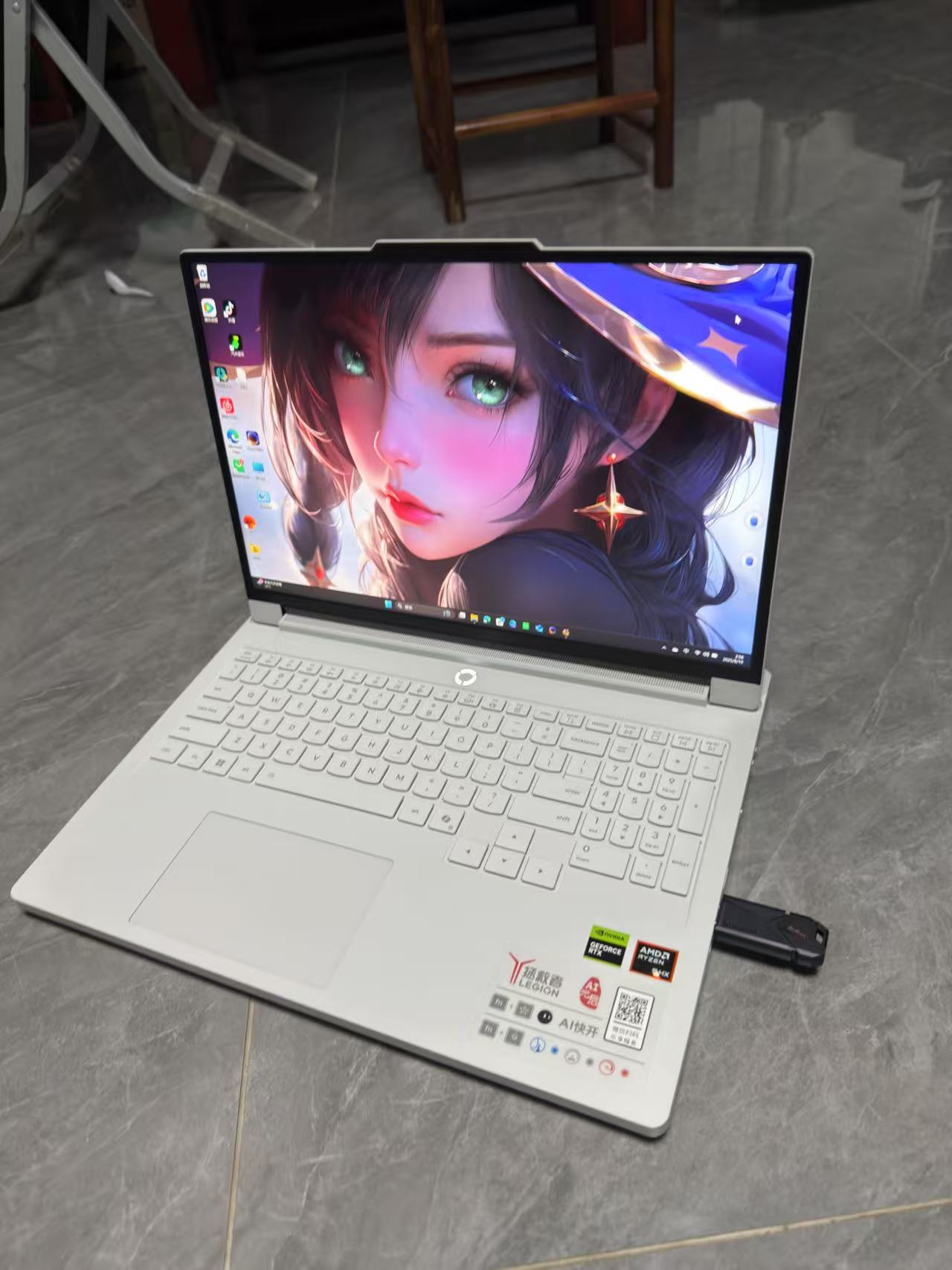 准新 联想 拯救者R7000P 2025(锐龙9 8945HX/32GB/1TB/RTX5070) 泰国现货笔记本电脑 游戏本 AI笔记本