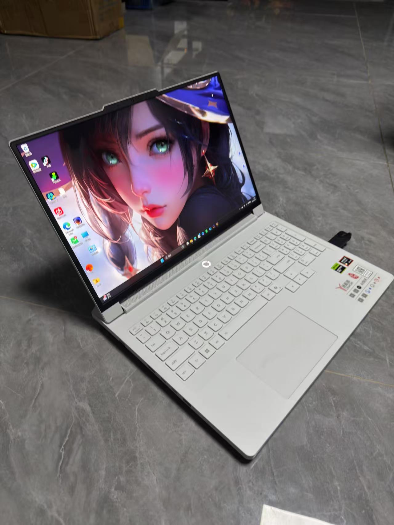 准新 联想 拯救者R7000P 2025(锐龙9 8945HX/32GB/1TB/RTX5070) 泰国现货笔记本电脑 游戏本 AI笔记本