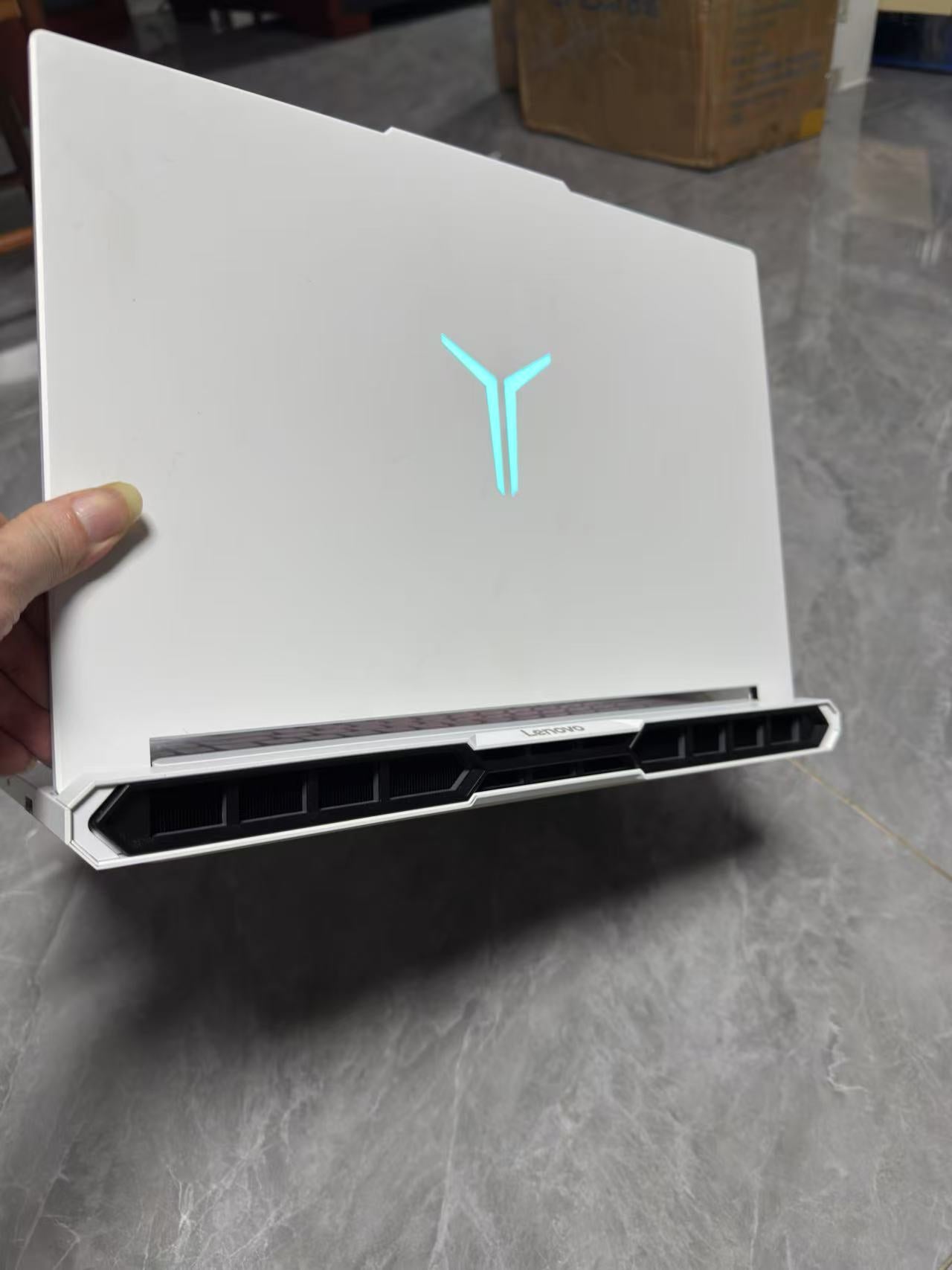 准新 联想 拯救者R7000P 2025(锐龙9 8945HX/32GB/1TB/RTX5070) 泰国现货笔记本电脑 游戏本 AI笔记本