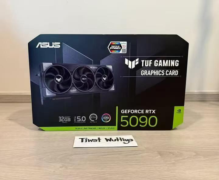 ASUS TUF Gaming GeForce RTX 5090 32GB GDDR7 OC Edition - Graphics Card