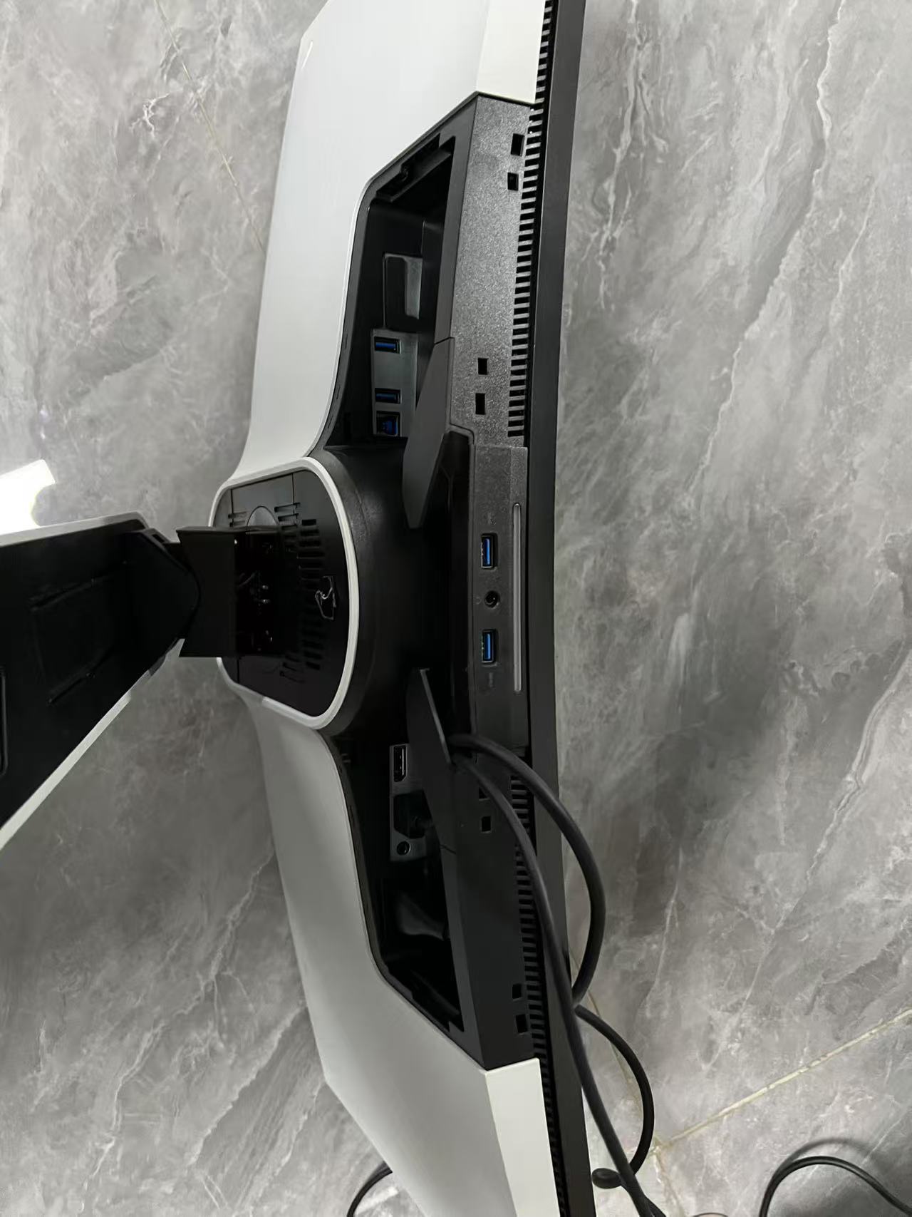 二手显示器 外星人 Alienware Monitor AW3423DW 34寸4K175HZ 白色 N卡G-SYNC