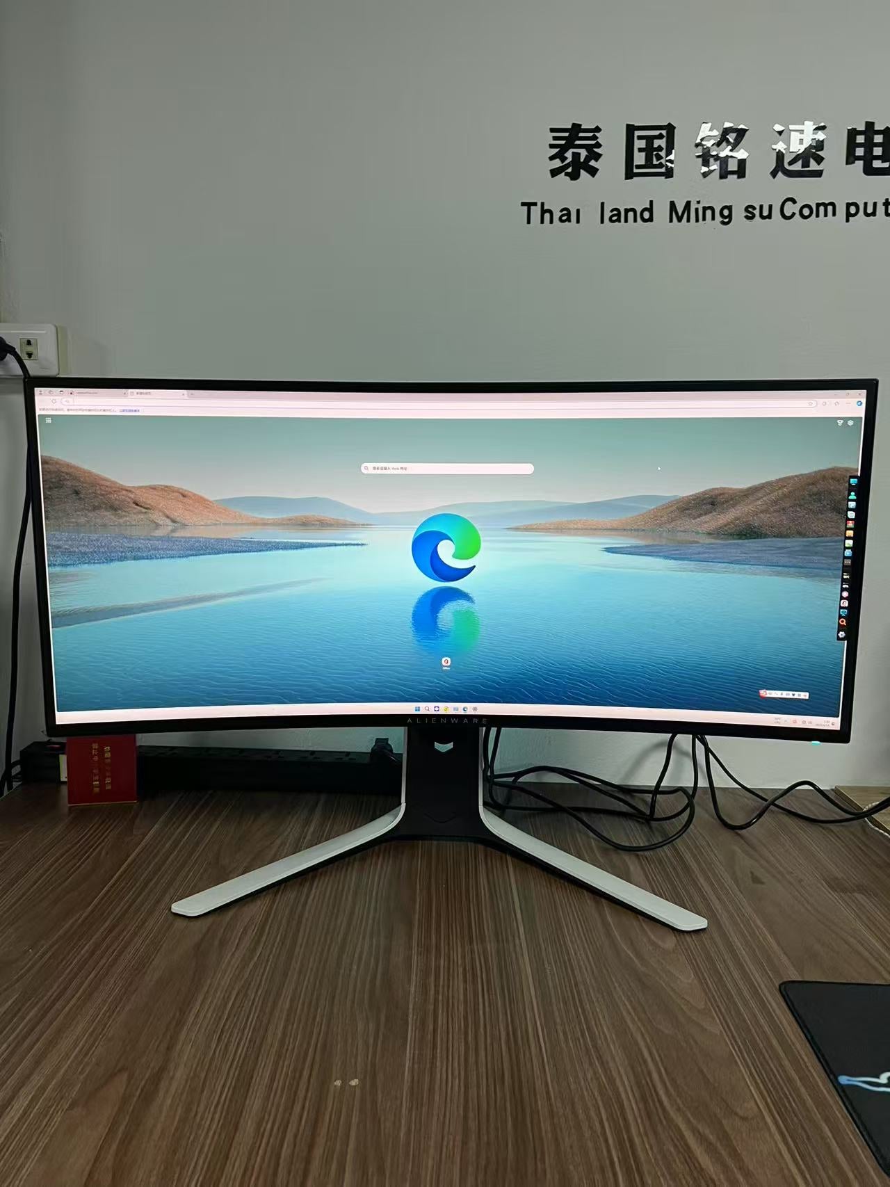 二手显示器 外星人 Alienware Monitor AW3423DW 34寸4K175HZ 白色 N卡G-SYNC