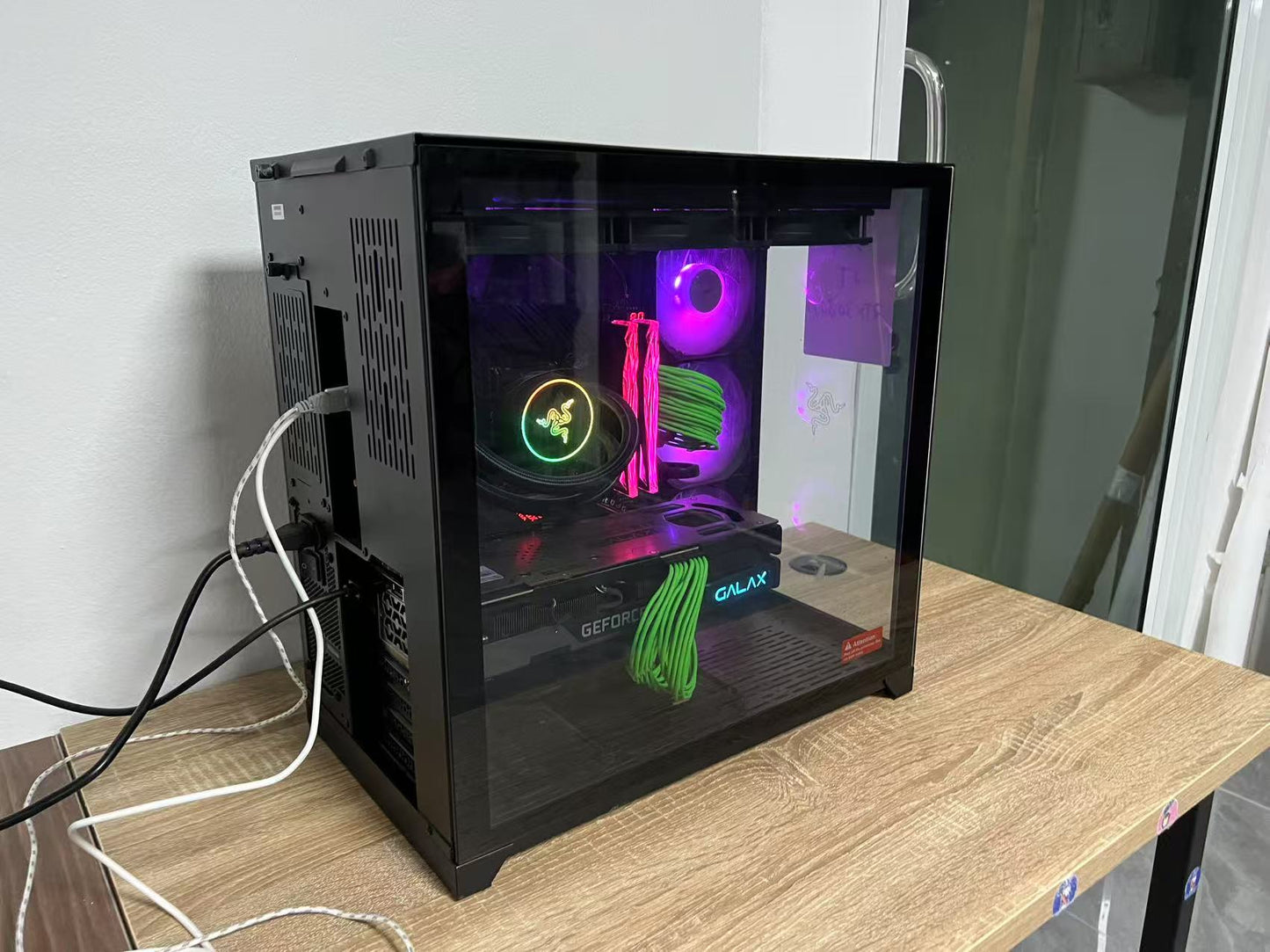 二手准新机 雷蛇版包豪斯o11酷睿i9-11900K 影驰RTX3080TI 12G RAM 32G WD2T 雷蛇360水冷 包豪斯海景房