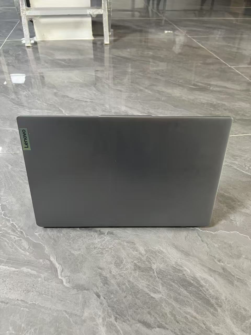2025年二手准新机 联想AMD Ryzen 5 7520U 16G 512G 15.3英寸 笔记本电脑 泰国版