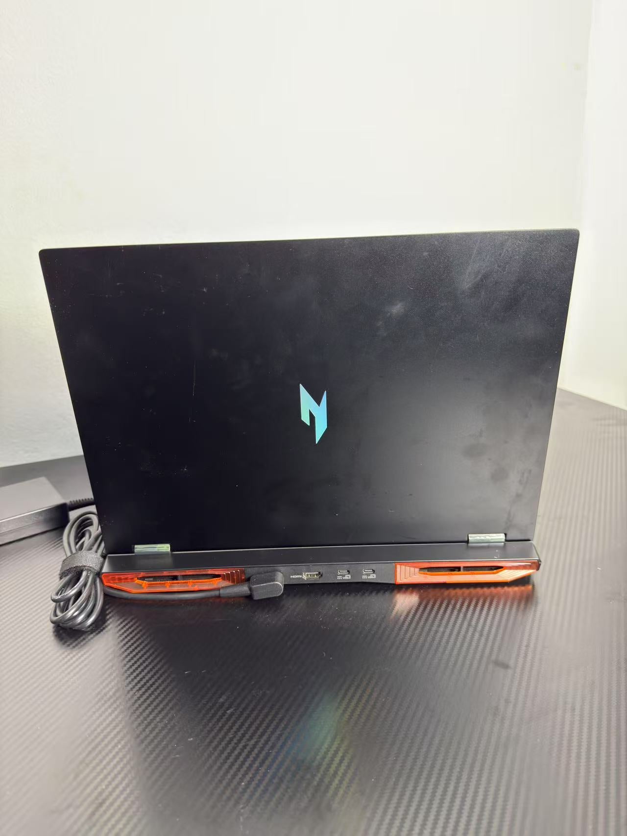 Acer/宏碁 暗影骑士·龙AMD 新锐龙 Ryzen 7 8845HS 16英寸 RTX4050独显直连高色域165Hz高刷屏2.5K游戏笔记本电脑