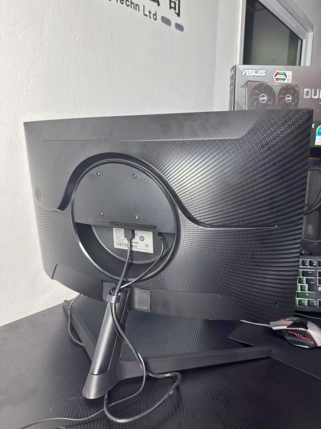Second-hand Samsung 27" Odyssey G5 curved gaming monitor (165Hz) purchased in January 2025 Thailand monitor