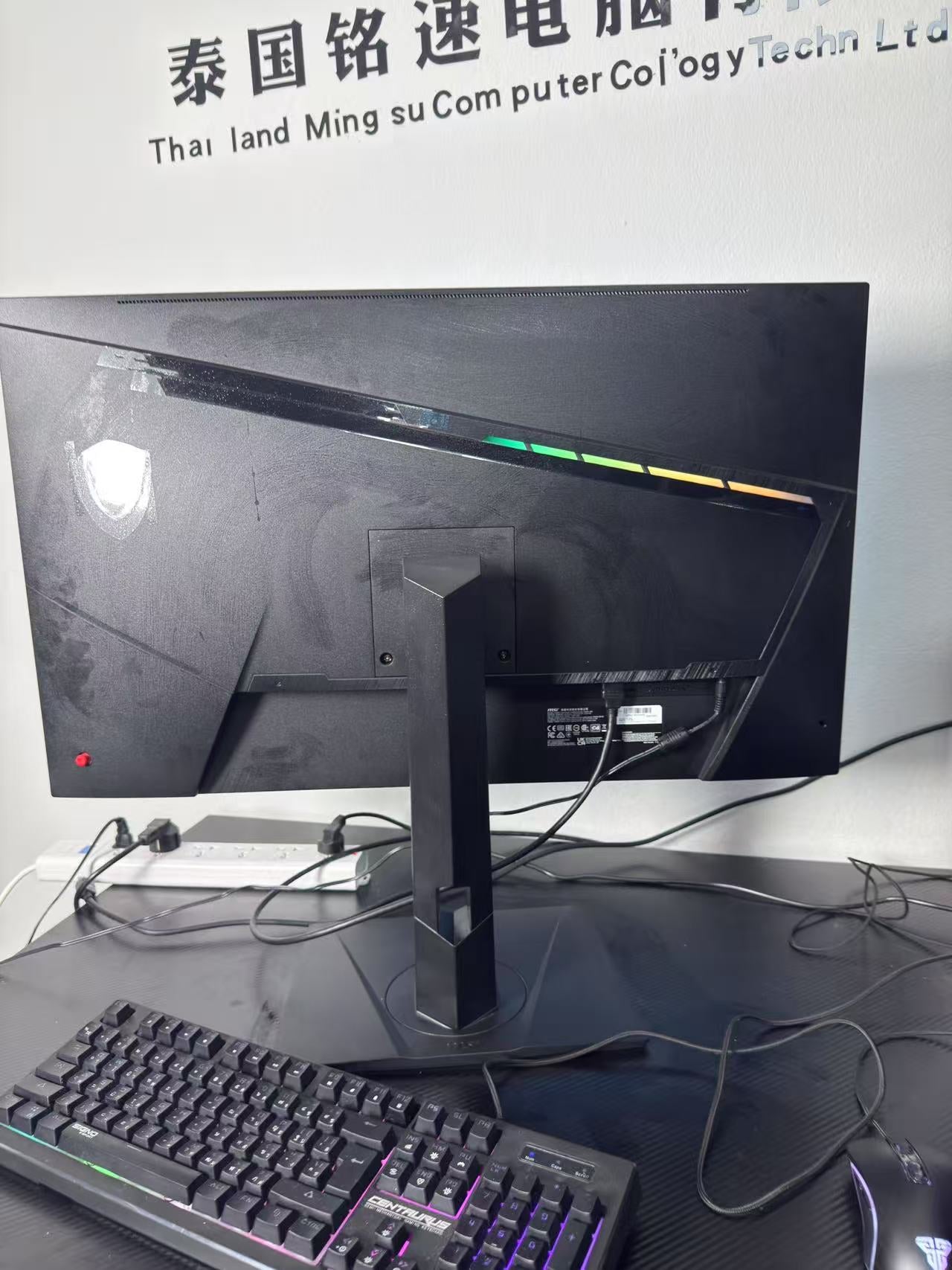 Second-hand quasi-new machine 32-inch 4K 165HZ ASUS ROG 13th generation i9-13900KF 24-core Z790 2TB ASUS ROG 4090 24GB