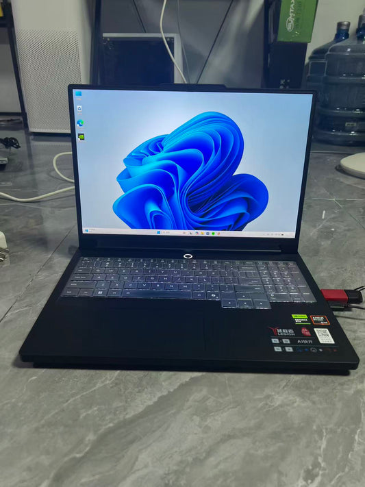 Lenovo Legion 83LV Ryzen 9 8945HX RTX5060 32GB DDR5 1TB SSD AI Gaming Laptop | Thailand Stock