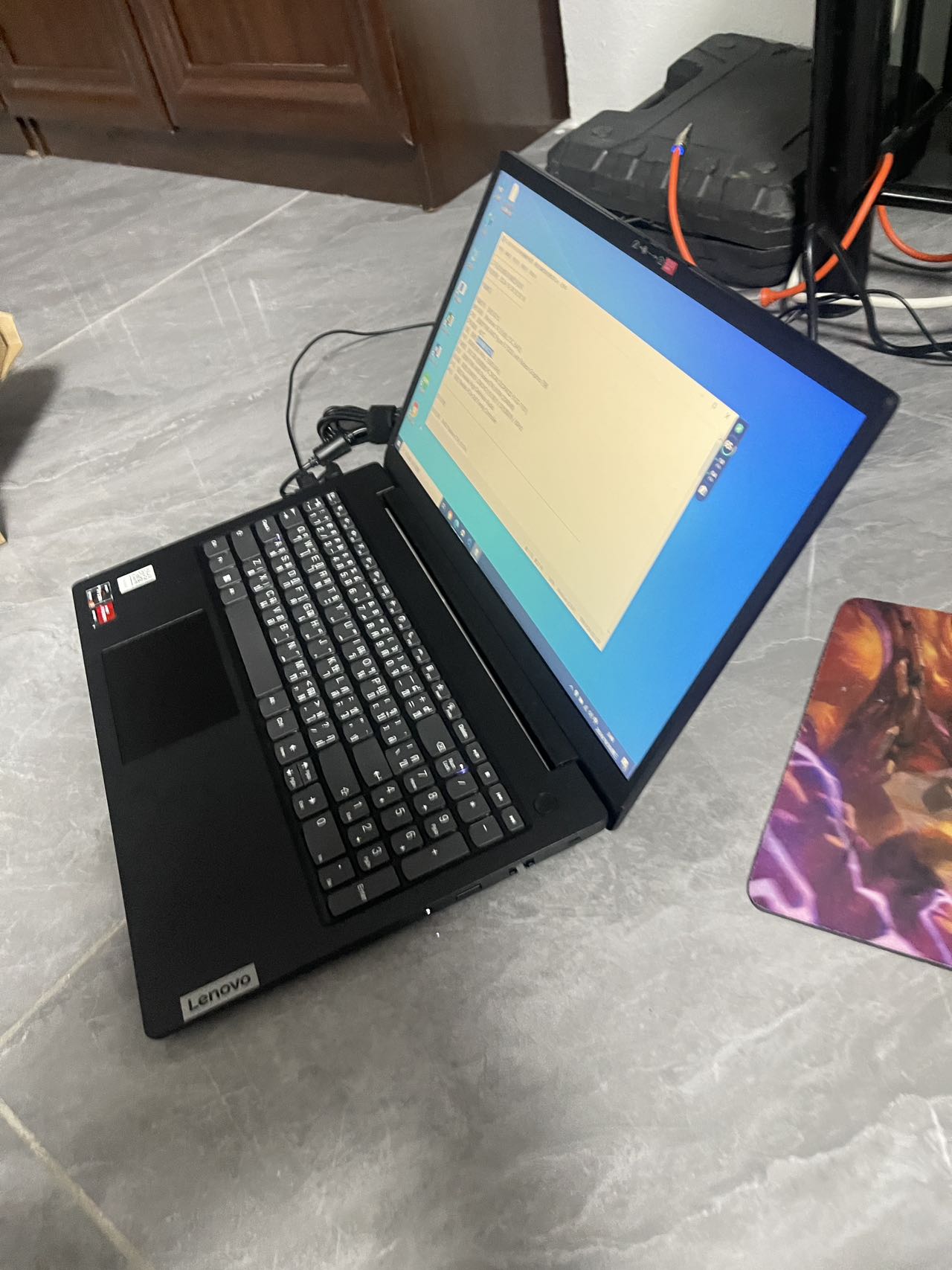 联想笔记本 Lenovo AMD Ryzen 3 7320U四核 DDR5 8GB 内存 m.2 512GB固态 核显 办公笔记本电脑 Lenovo V15 G4 AM N 82Y UA009ta(商务黑色)