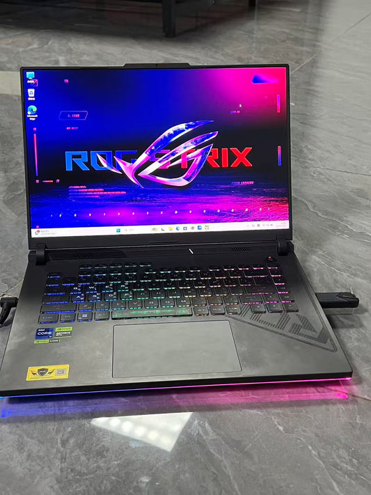二手华硕 游戏本酷睿i9-13980HX二十四核 16GB DDR5 M.2 512GB RTX 4050 Laptop独显 泰国现货