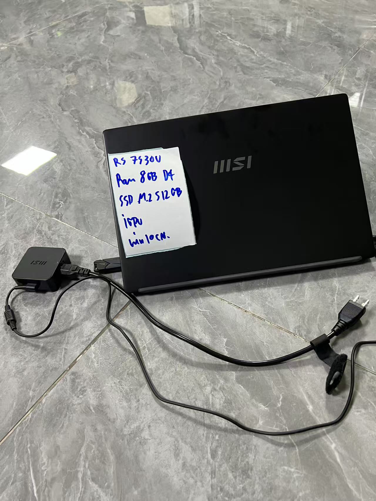 二手微星笔记本电脑Ryzen 5 7530U 8GB DDR4 M.2 512GB固态硬盘 笔记本电脑 泰国现货