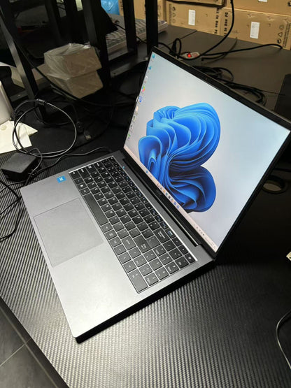 二手2025年宏碁 S16-31笔记本电脑 十三代 i3-N305  RAM 16GB M.2 SSD 512GB  13代i3 中高端笔记本电脑