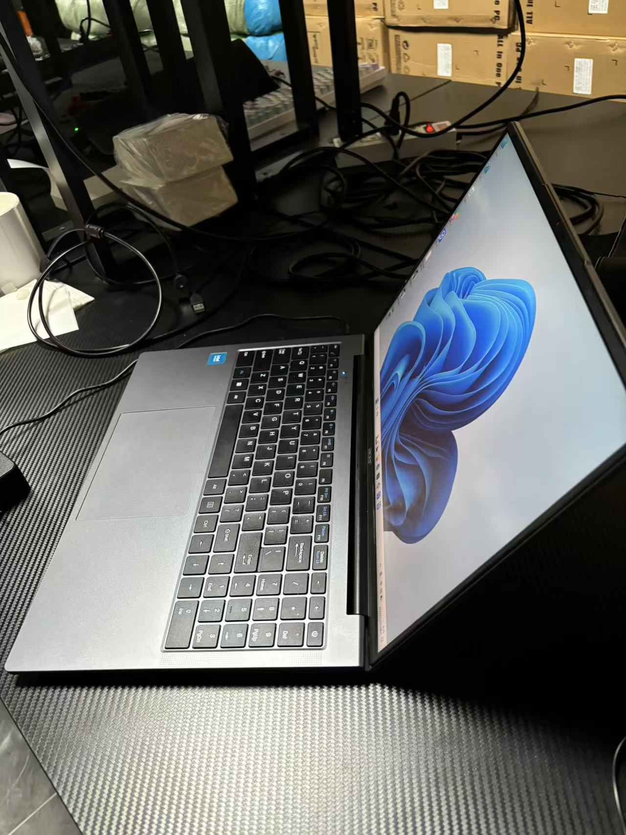 二手2025年宏碁 S16-31笔记本电脑 十三代 i3-N305  RAM 16GB M.2 SSD 512GB  13代i3 中高端笔记本电脑