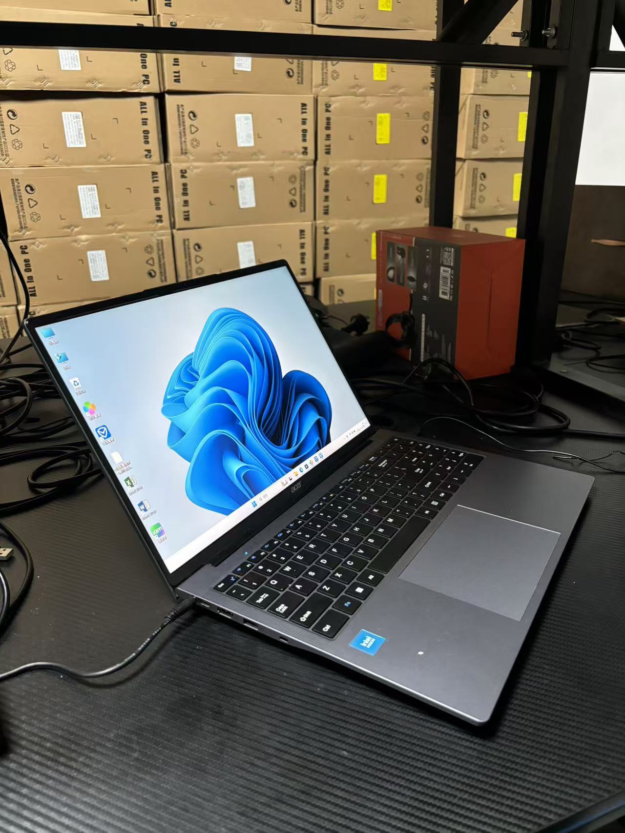 二手2025年宏碁 S16-31笔记本电脑 十三代 i3-N305  RAM 16GB M.2 SSD 512GB  13代i3 中高端笔记本电脑