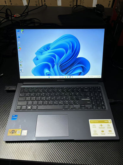 华硕15.6英寸 FHD 屏十三代笔记本电脑  Intel Core i3-1315U 内存8GB M.2 512G笔记本电脑