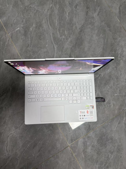 准新 联想 拯救者R7000P 2025(锐龙9 8945HX/32GB/1TB/RTX5070) 泰国现货笔记本电脑 游戏本 AI笔记本