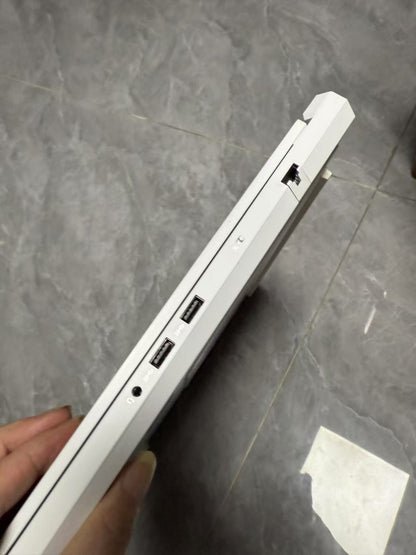 准新 联想 拯救者R7000P 2025(锐龙9 8945HX/32GB/1TB/RTX5070) 泰国现货笔记本电脑 游戏本 AI笔记本