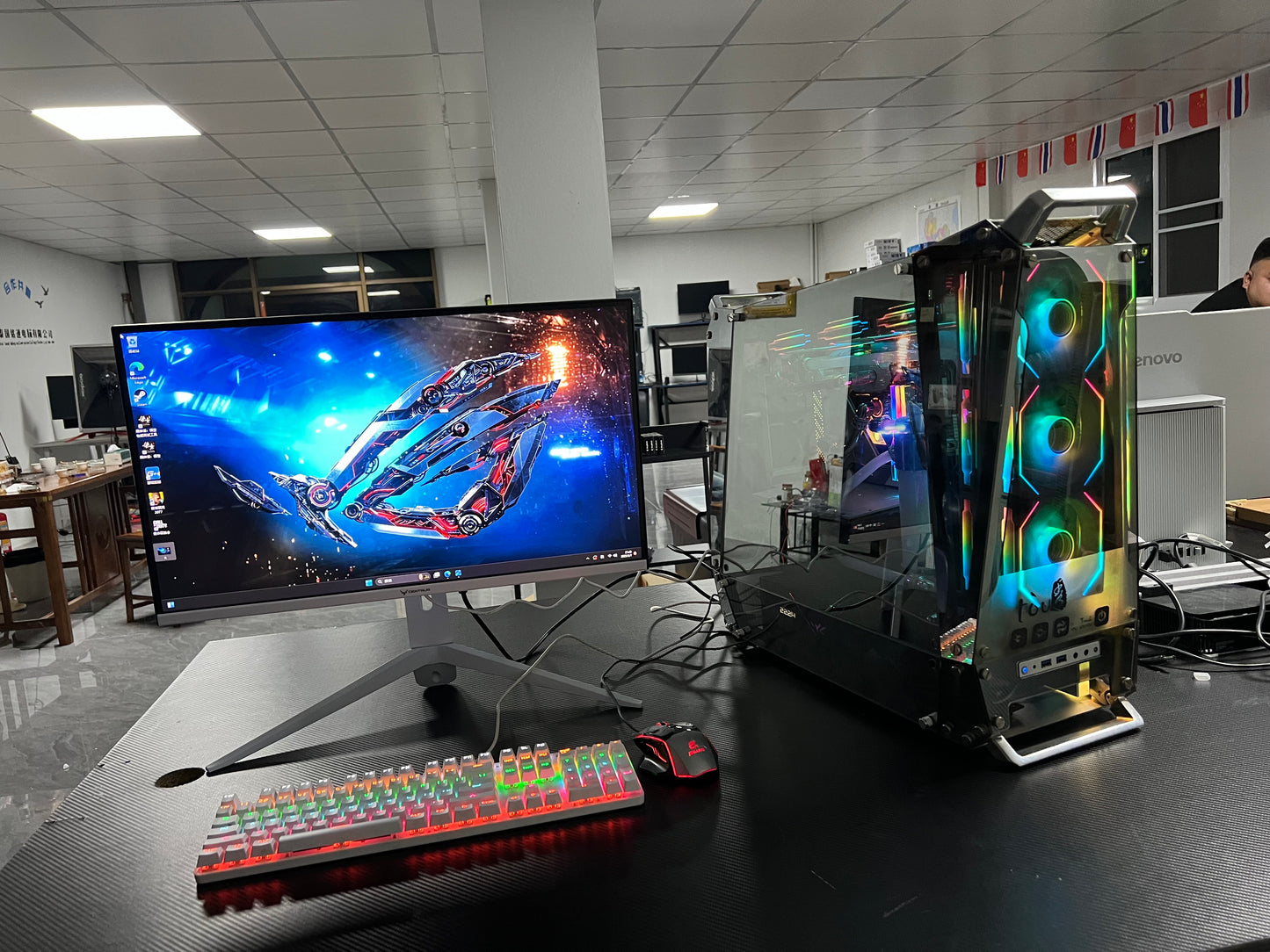 มือสอง สภาพใหม่มาก ระดับไฮเอนด์สุดๆ ชุดคอมพิวเตอร์ Asus ROG ทั้งชุด Intel Core i9-14900KS 24 คอร์ DDR5 64G เมนบอร์ด Asus ROG MAXIMUS Z690 SSD Samsung 980 PRO 2TB การ์ดจอ RTX 4090 24G