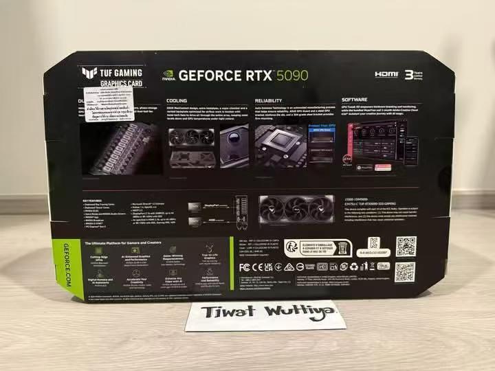 ASUS TUF Gaming GeForce RTX 5090 32GB GDDR7 OC Edition - Graphics Card
