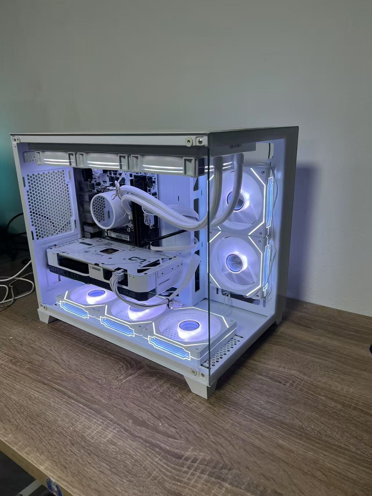 เครื่องมือสองสภาพใหม่ i7-12700F 12 cores RAM 32G M.2 512GB+HDD 3TB ASUS RTX4070 Colorful H610M WIF คอมพิวเตอร์ห้องวิวทะเล