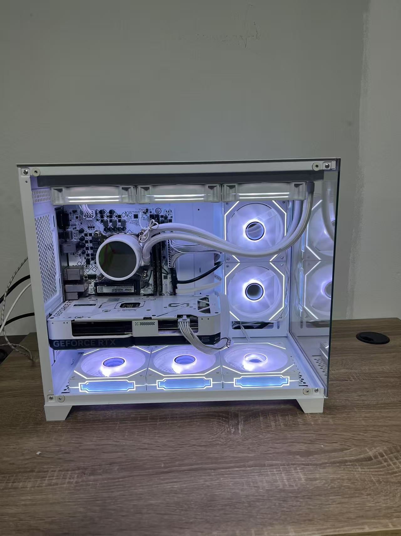 เครื่องมือสองสภาพใหม่ i7-12700F 12 cores RAM 32G M.2 512GB+HDD 3TB ASUS RTX4070 Colorful H610M WIF คอมพิวเตอร์ห้องวิวทะเล