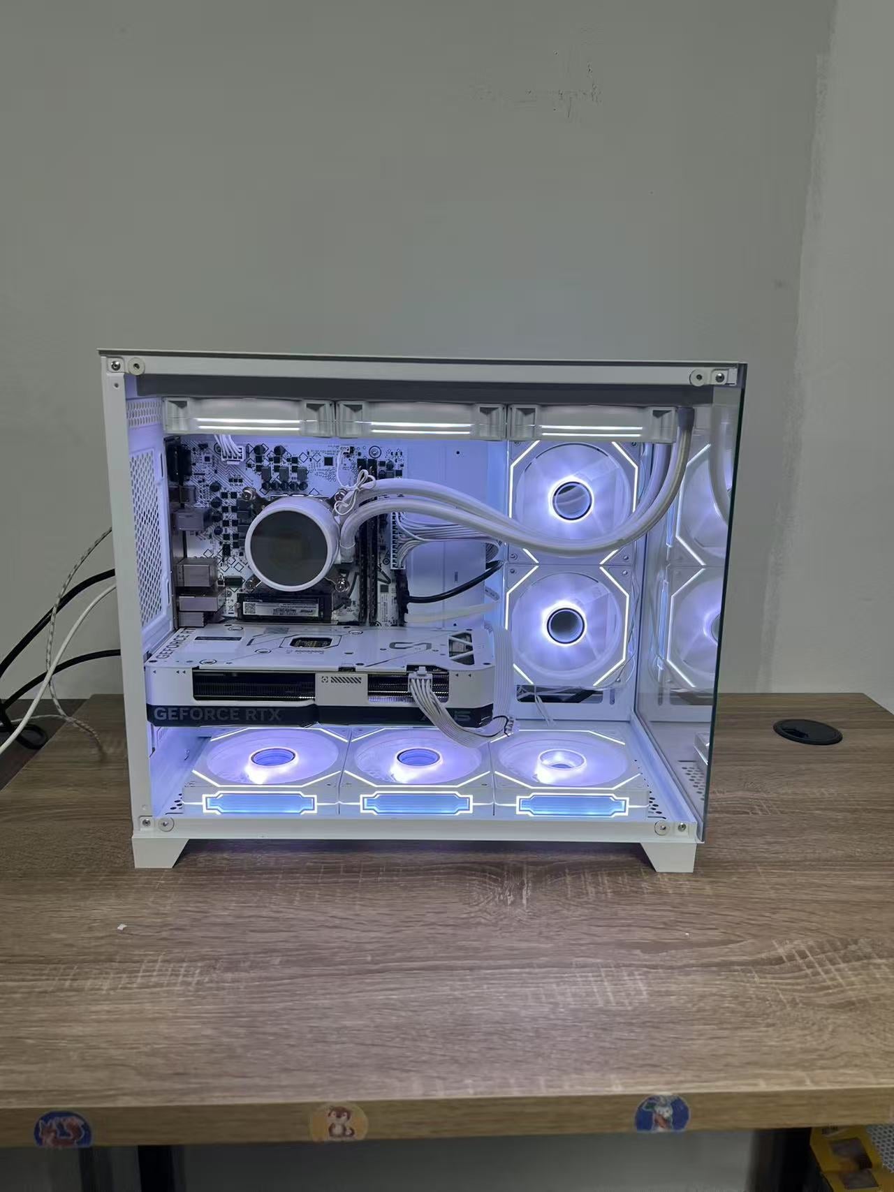 เครื่องมือสองสภาพใหม่ i7-12700F 12 cores RAM 32G M.2 512GB+HDD 3TB ASUS RTX4070 Colorful H610M WIF คอมพิวเตอร์ห้องวิวทะเล