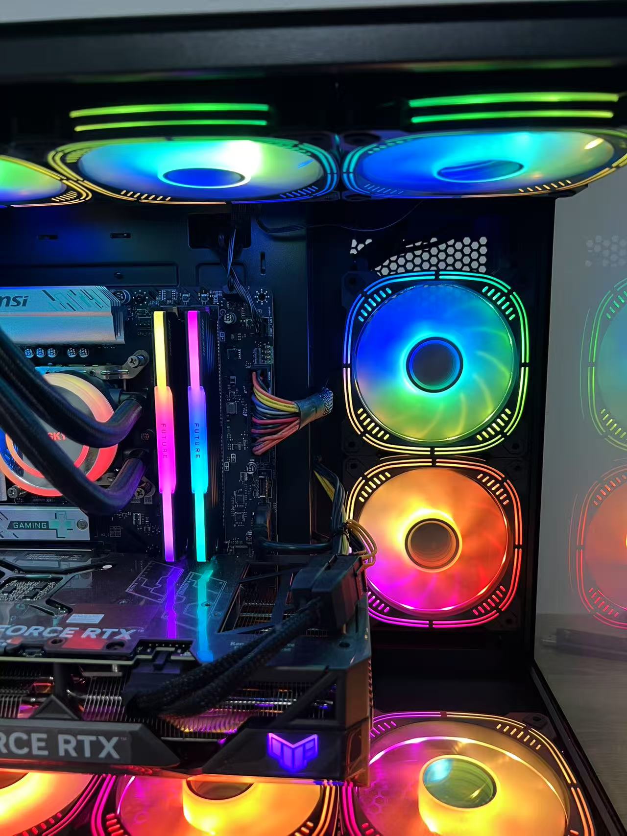คอมพิวเตอร์โฮสต์ i7-14700F DDR4 6400 32G 1TB MSI B760 ASUS RTX4070TI S Seaview Room X3 + ชุด Alienware 34 นิ้วแบบเต็มตัวเลือก