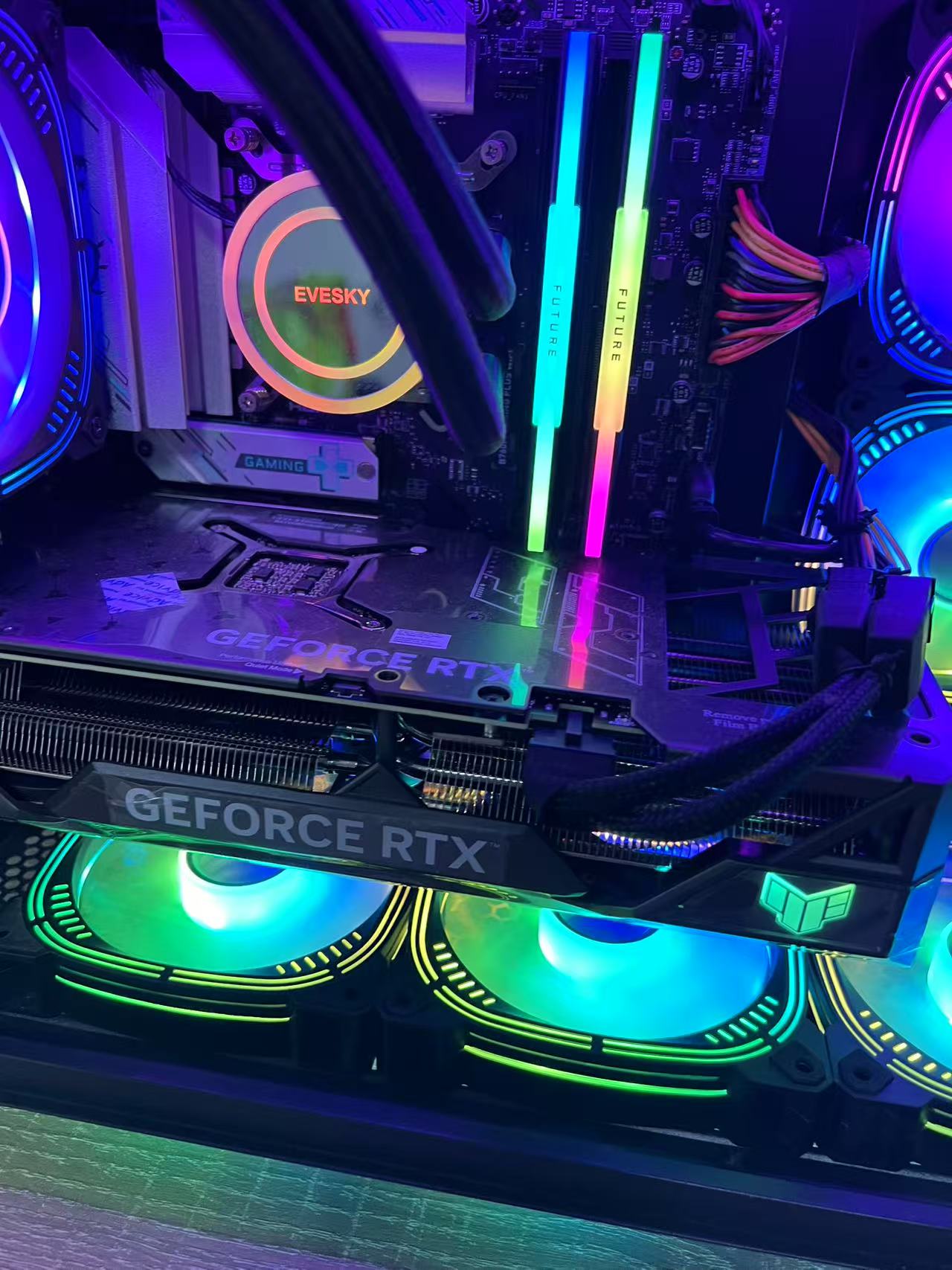คอมพิวเตอร์โฮสต์ i7-14700F DDR4 6400 32G 1TB MSI B760 ASUS RTX4070TI S Seaview Room X3 + ชุด Alienware 34 นิ้วแบบเต็มตัวเลือก