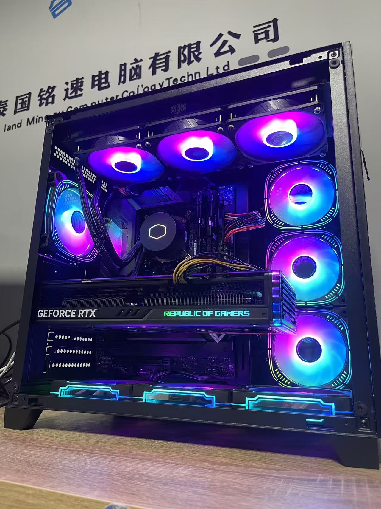 ASUS ROG รุ่นที่ 13 Core i7-13700KF DDR5 32GB M.2 3TB 16-core ASUS ROG Z790 RTX 4070 Ti การ์ดจอ ASUS ROG