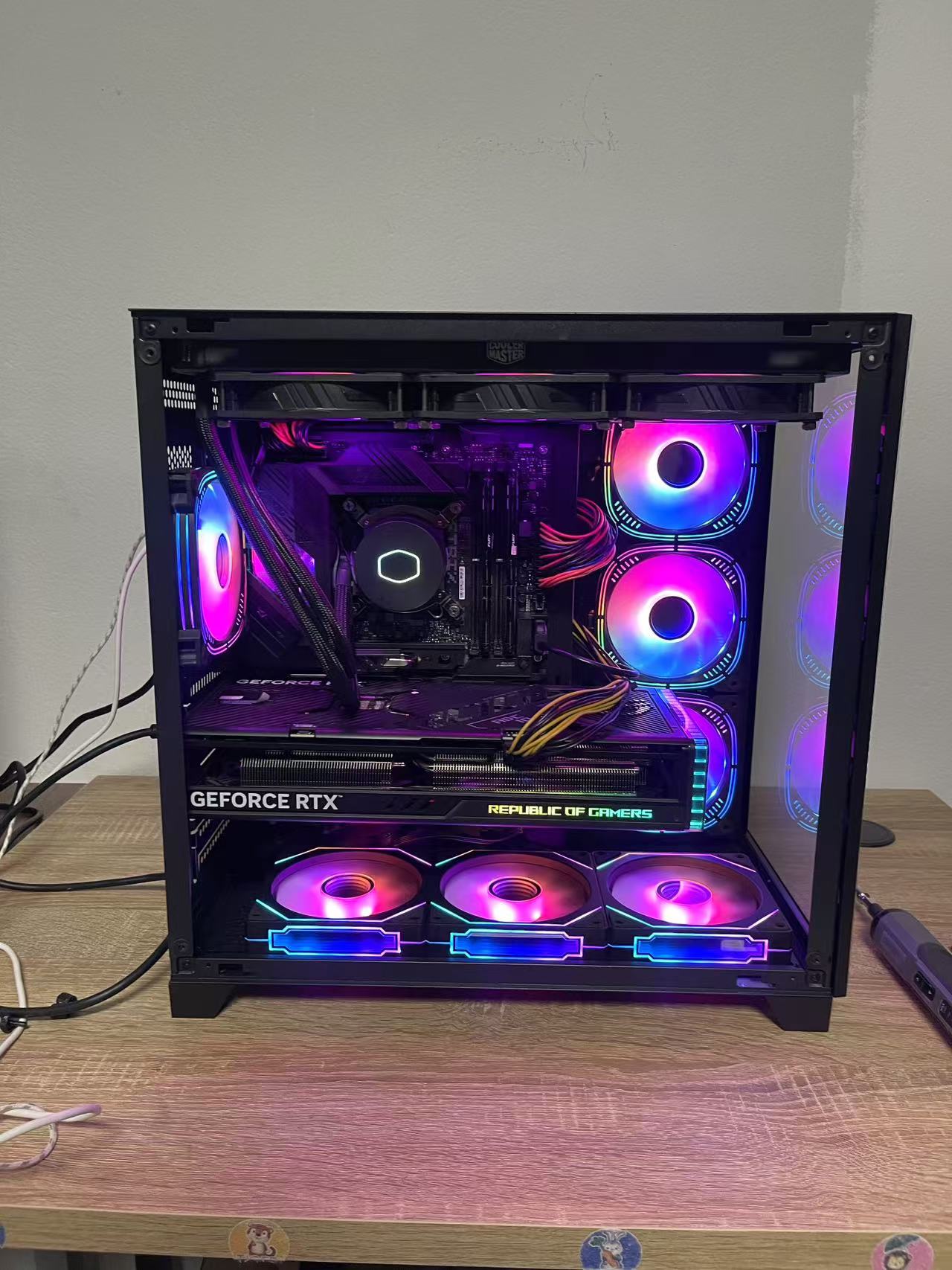 ASUS ROG รุ่นที่ 13 Core i7-13700KF DDR5 32GB M.2 3TB 16-core ASUS ROG Z790 RTX 4070 Ti การ์ดจอ ASUS ROG