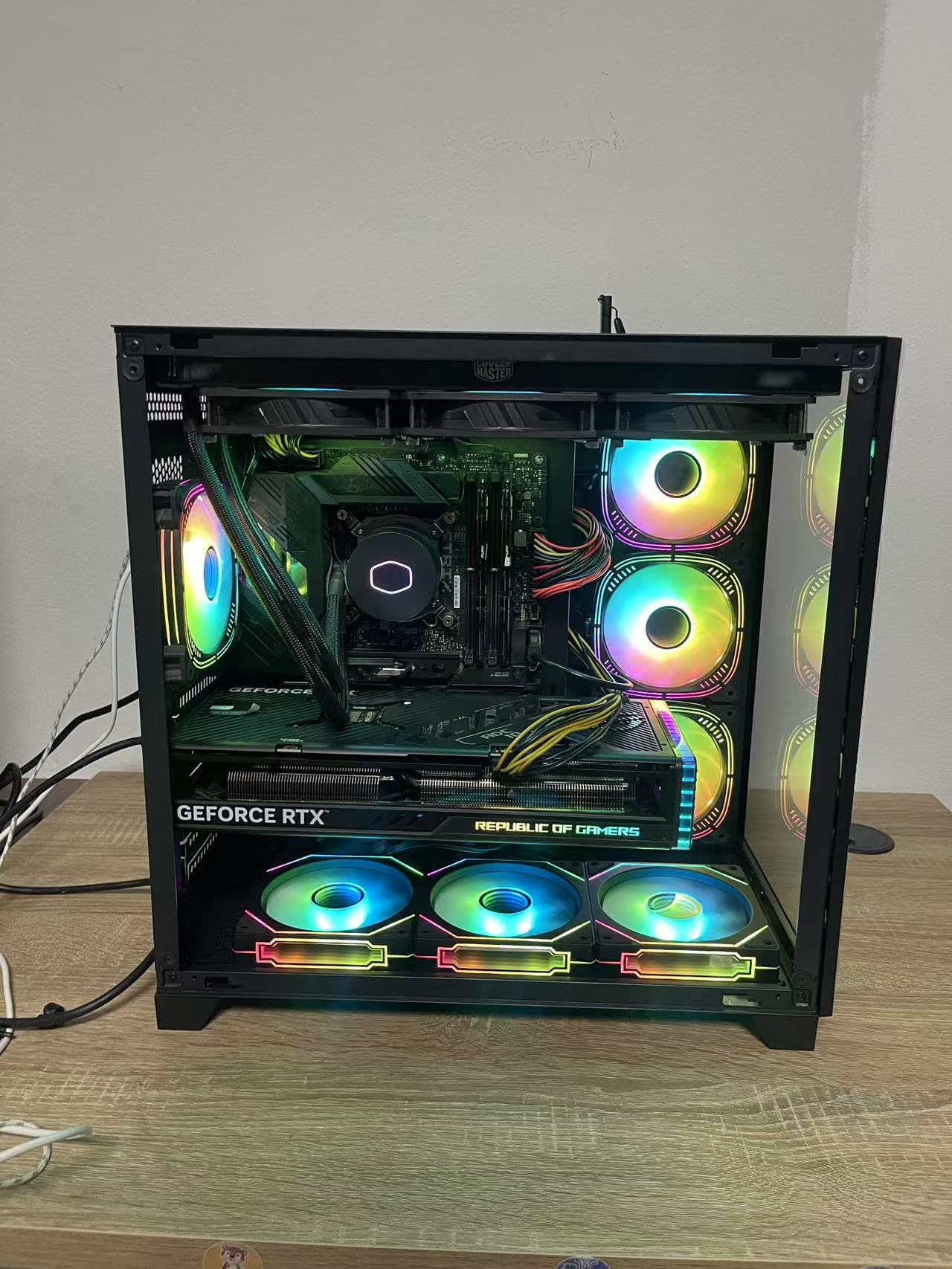 ASUS ROG รุ่นที่ 13 Core i7-13700KF DDR5 32GB M.2 3TB 16-core ASUS ROG Z790 RTX 4070 Ti การ์ดจอ ASUS ROG