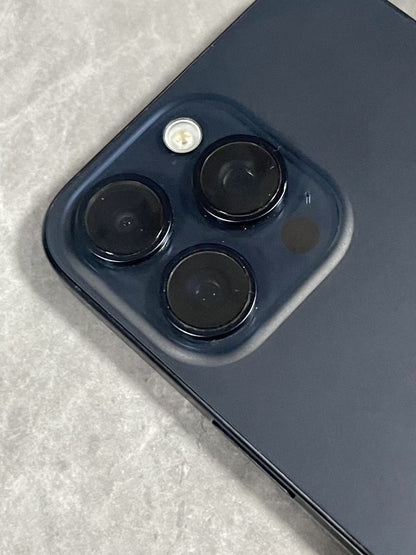 二手准新 苹果iPhone 15 Pro Max 256GB （只有1部 无充电 ）