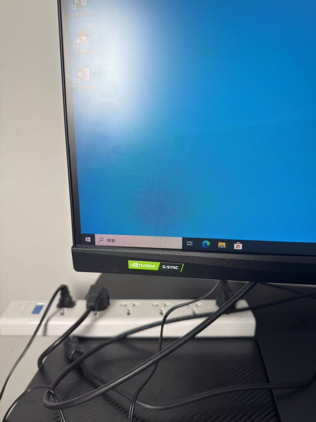 二手准新 显示器MSI MAG321QR-QD - 31.5 英寸 IPS 2K 170Hz USB-C KVM AMD FREESYNC PREMIUM 和 NVIDIA G-SYNC
