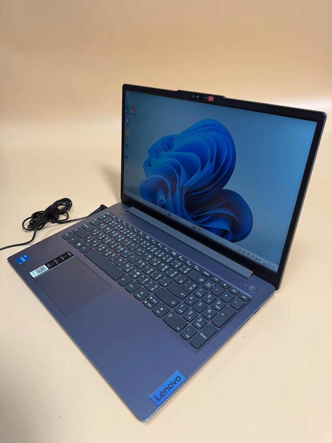 แล็ปท็อป Lenovo ขนาด 15.5 นิ้ว พร้อมโปรเซสเซอร์ AMD Ryzen 7320U, RAM DDR5 5500MHz 8GB และ SSD M.2 ขนาด 512GB วางจำหน่ายแล้วในประเทศไทย