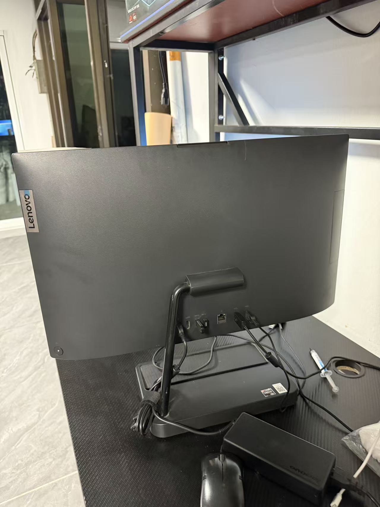 Nearly new Lenovo Xiaoxin 24 all-in-one laptop, Intel Core Ryzen 5 7530U, 8GB DDR4 3200M RAM, 512GB storage, 23.8-inch, black.