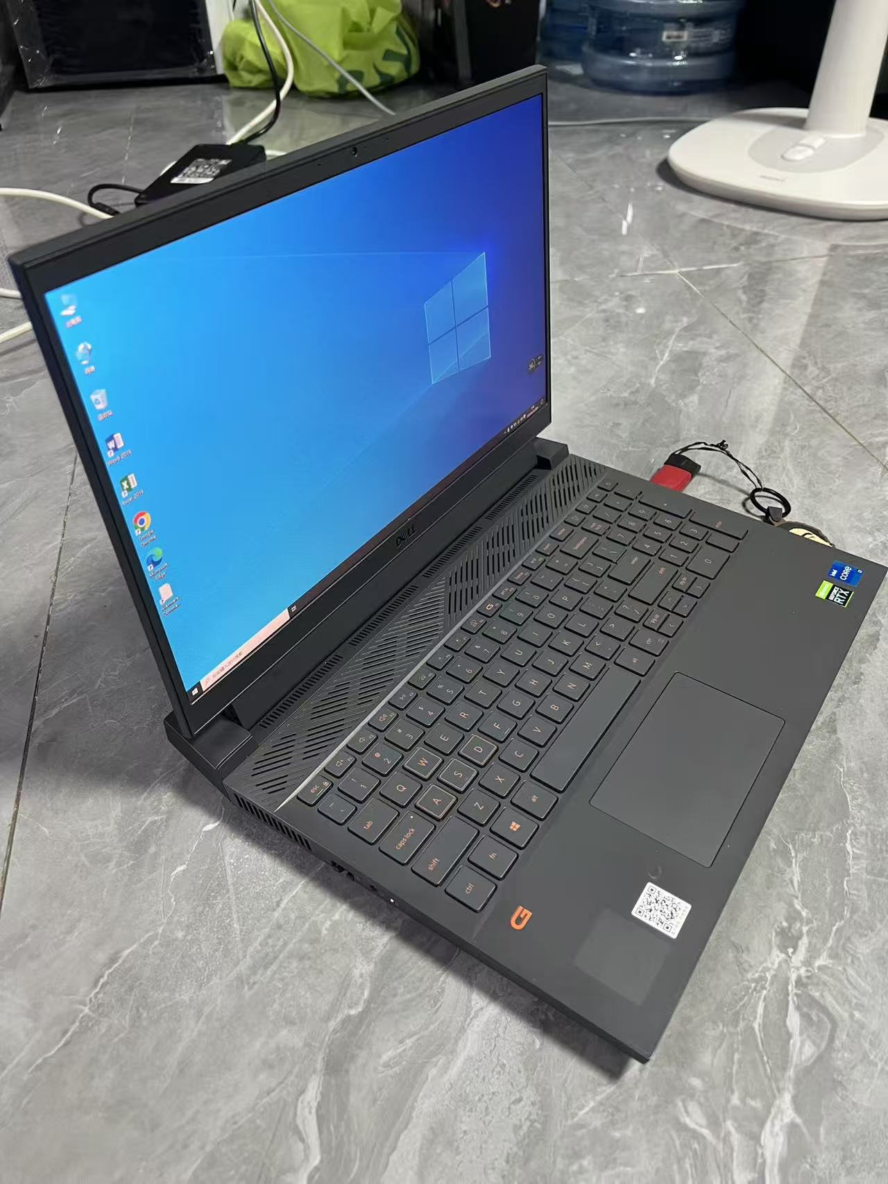 泰国准新游戏笔记本 Dell G15 5511｜i7-11800H｜16GB DDR4｜RTX3060 6GB｜512GB SSD｜15.6英寸电竞本