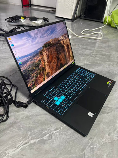 泰国准新 ASUS TX Gaming FA608UH Ryzen 7 H260 RTX5050 16GB DDR5 电竞游戏笔记本｜泰国现货