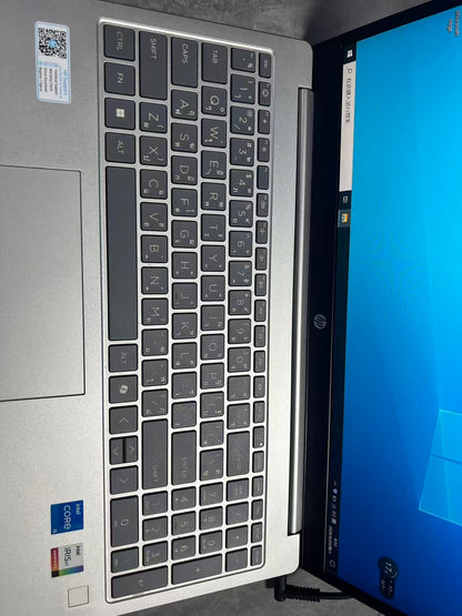 泰国准新HP 15.6英寸笔记本电脑 i5-1334U 十核心 16G DDR4 3200MHz 512G SSD Iris Xe显卡 中文系统 支持出租