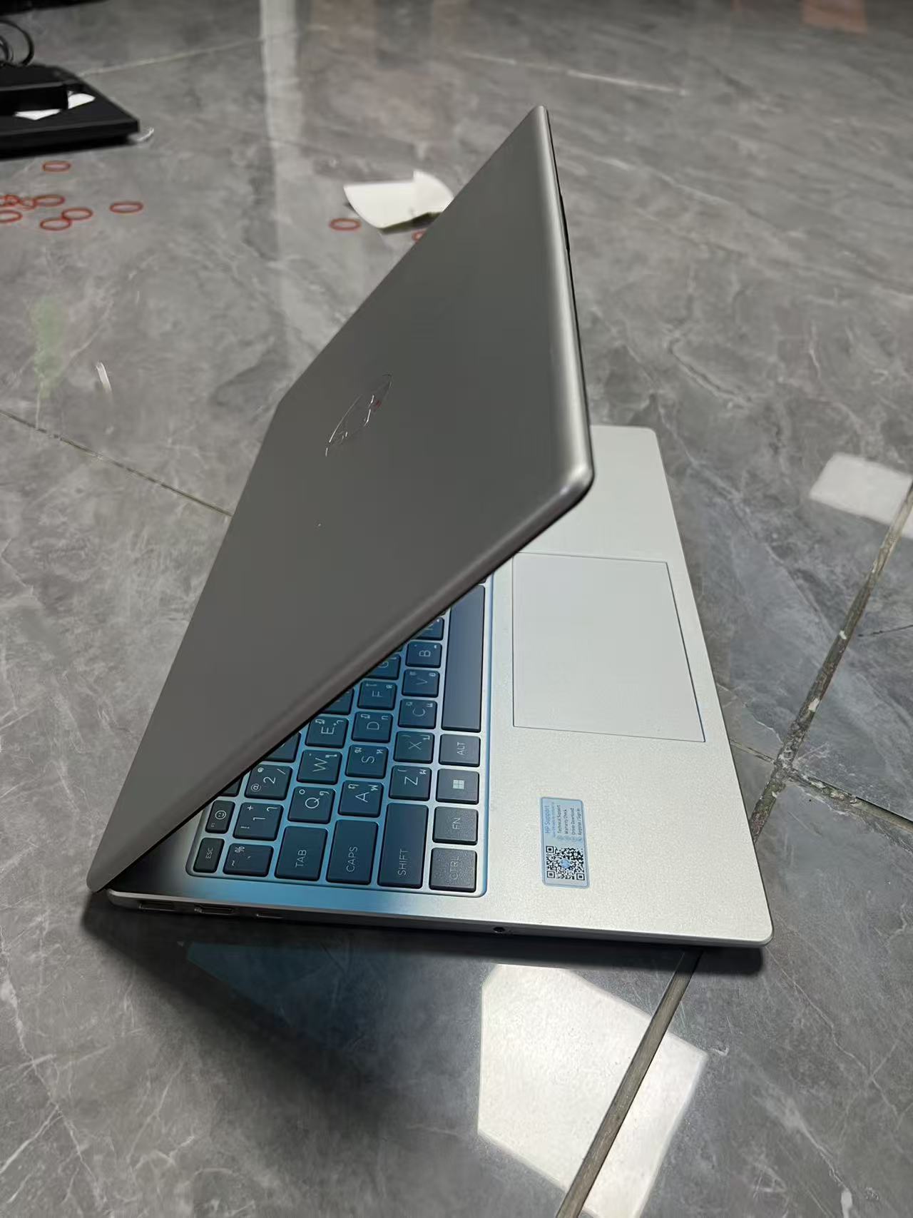 泰国准新HP 15.6英寸笔记本电脑 i5-13500H 十二核16线程 16G DDR4 3200MHz 512G NVMe SSD Iris Xe显卡 中文系统 支持出