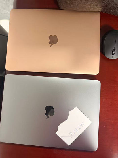 泰国二手苹果笔记本MacBook Apple MacBook Air M1 8GB 256GB SSD 13.3英寸 Retina 笔记本电脑 电池96%