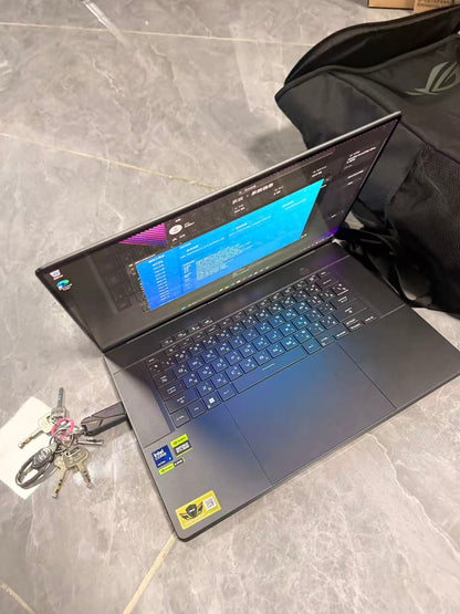 准新机 ASUS ROG Zephyrus G16 GU605MI｜Intel Core Ultra 9 185H｜RTX4070 8GB｜32GB LPDDR5X｜1TB SSD｜16英寸电竞设计师笔记本电脑