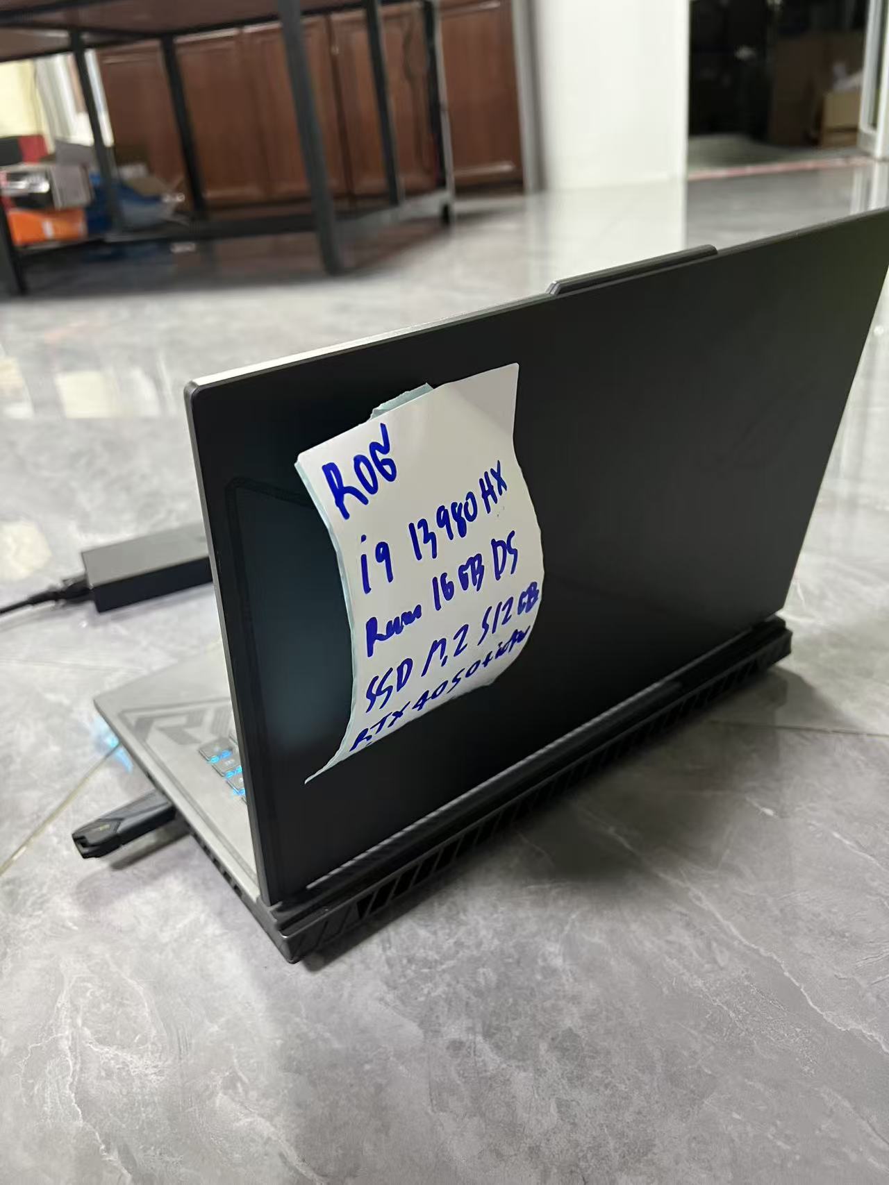 二手华硕 游戏本酷睿i9-13980HX二十四核 16GB DDR5 M.2 512GB  RTX 4050 Laptop独显 泰国现货