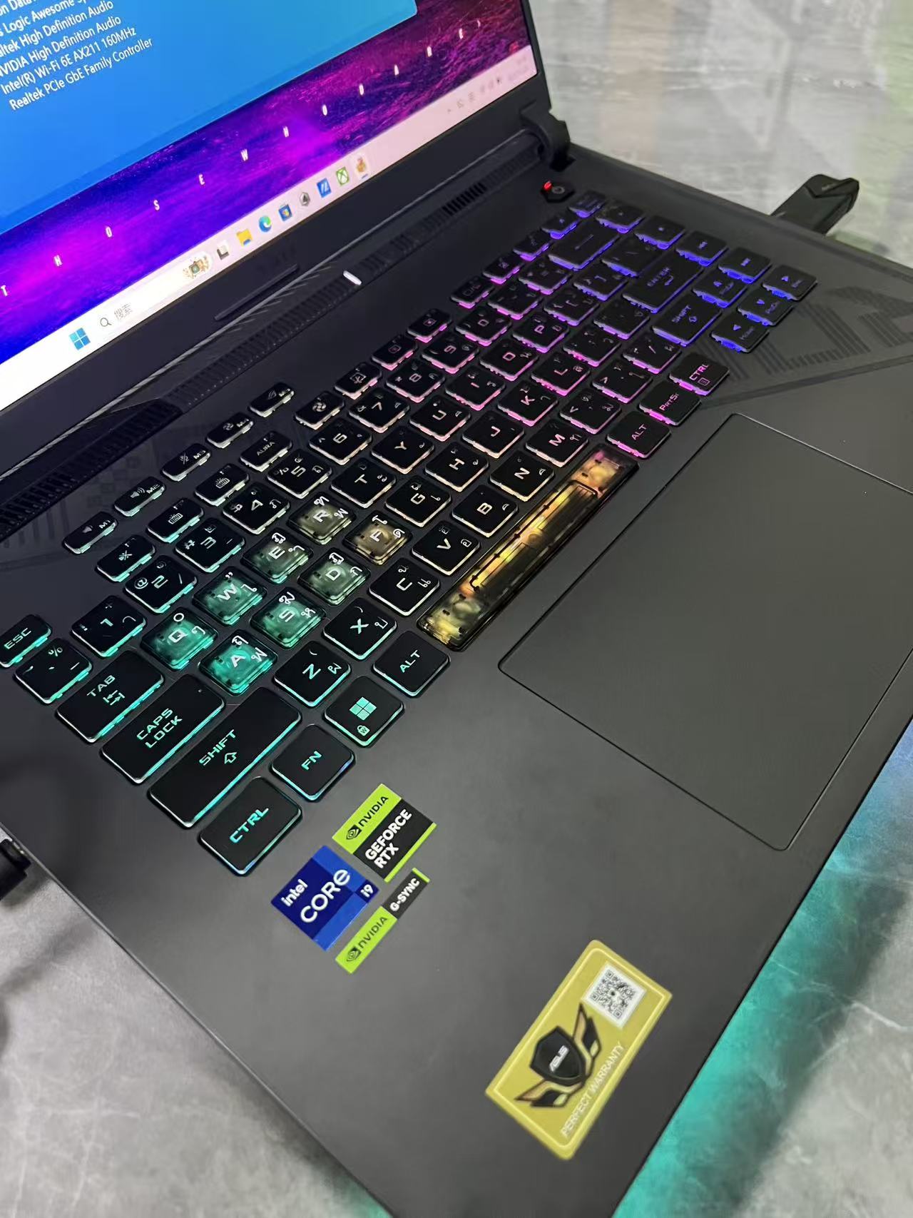 二手华硕 游戏本酷睿i9-13980HX二十四核 16GB DDR5 M.2 512GB  RTX 4050 Laptop独显 泰国现货