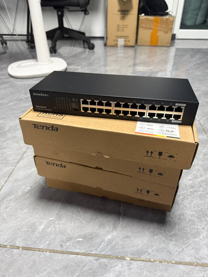 全新22口1000兆交换机，可以连接21台电脑