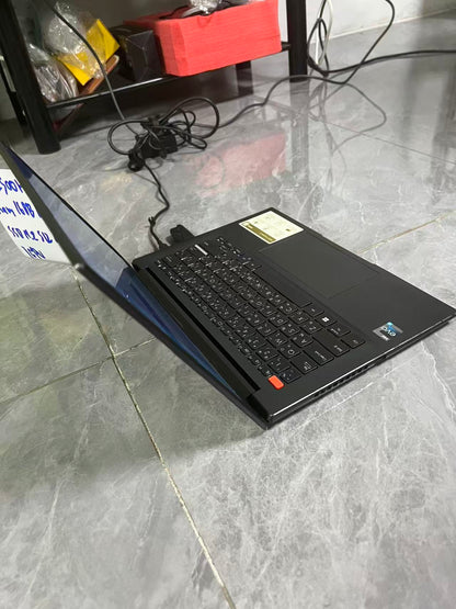 二手华硕笔记本 第十二代酷睿i5-12500H十二核 DDR4 3200 16GB m.2 512GB 泰国现货送货上门