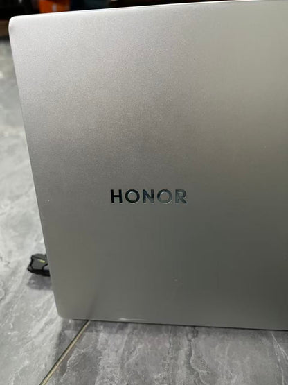 二手华为 HONOR笔记本 酷睿 i5-10210U 8GB M.2 512GB 笔记本电脑 泰国现货